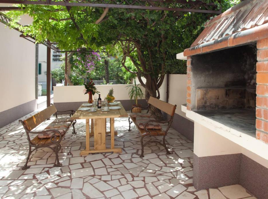 Apartments Beautiful Sandy Beach Split Extérieur photo