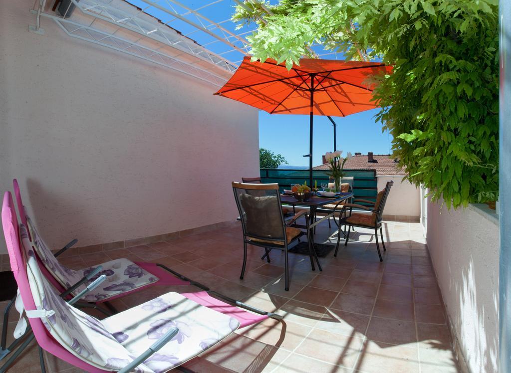 Apartments Beautiful Sandy Beach Split Extérieur photo